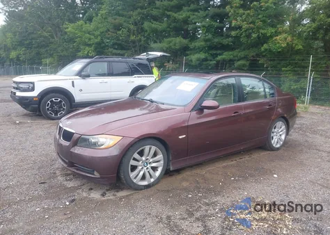 2006 BMW 325I z USA, uszkodzony, nr VIN WBAVB17596NK41202